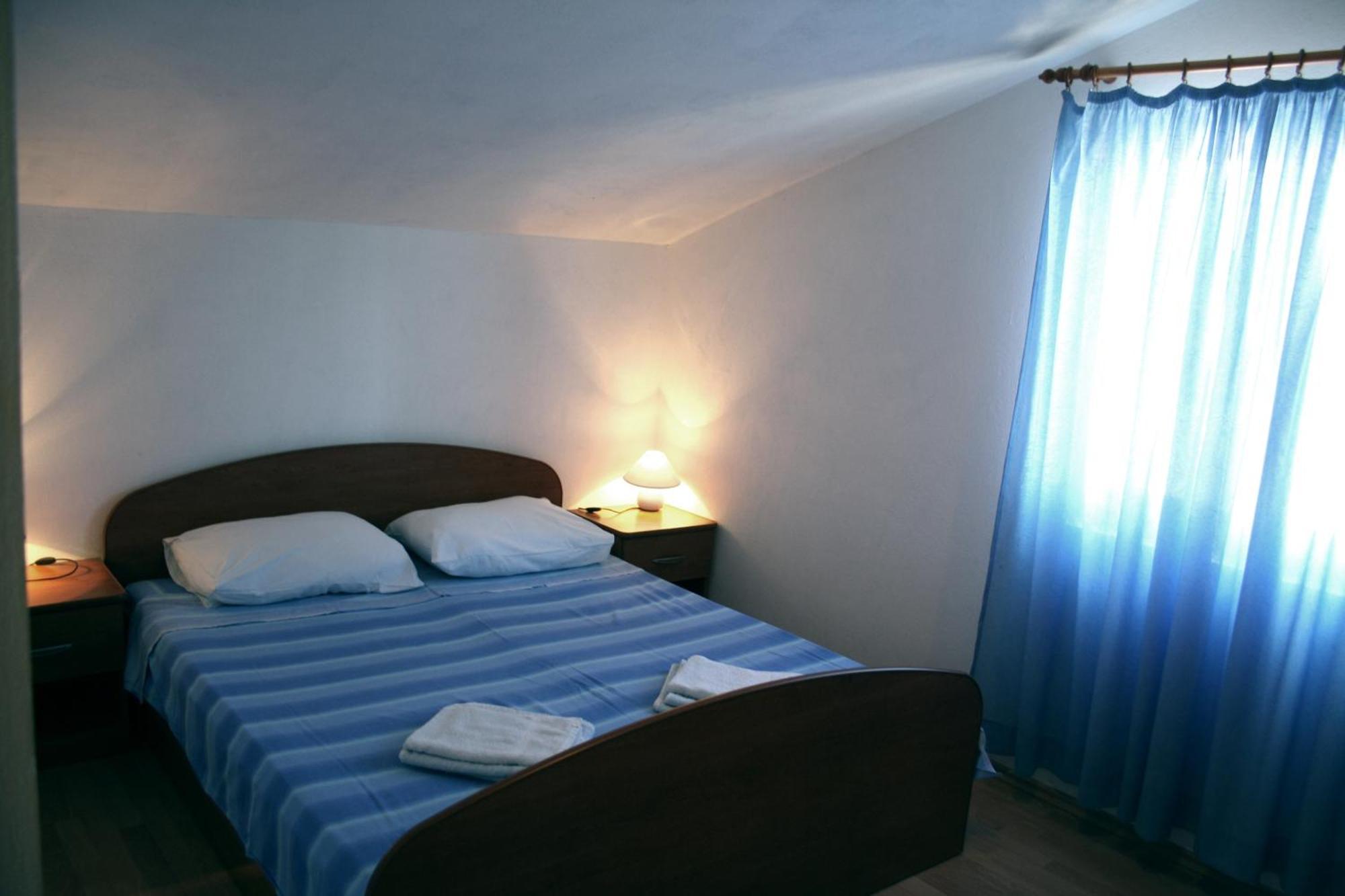 Apartments Leo Петркане Екстериор снимка
